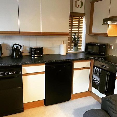 Clarabel'S Guest House- The Nook Wombourn 外观 照片